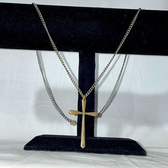 Large chain with a cross emblem - Picture 4 of 6